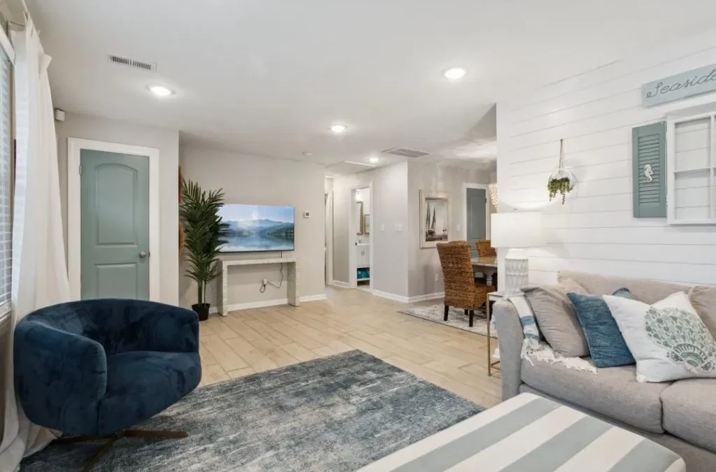 Furnished Monthly Rentals vs. Hotels: What Actually Saves You Money on Longer Stays